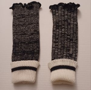4/$30 Black & White Knit Leg Warmers - Small